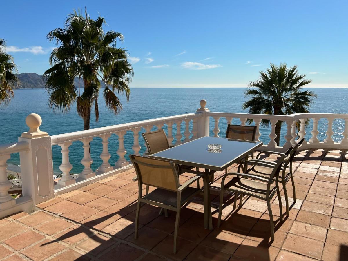 Hotel Paraiso Del Mar Nerja Kültér fotó