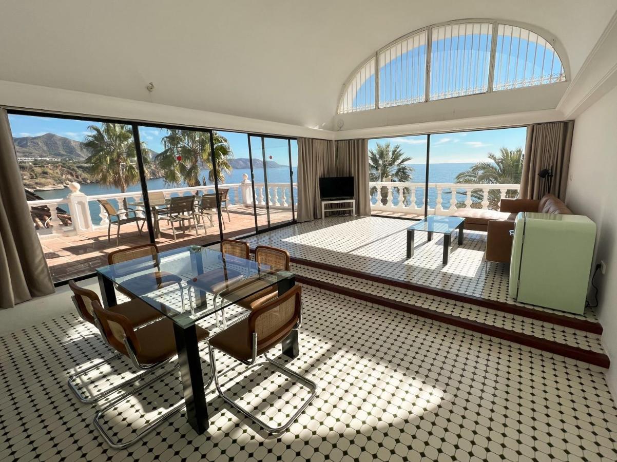 Hotel Paraiso Del Mar Nerja Kültér fotó