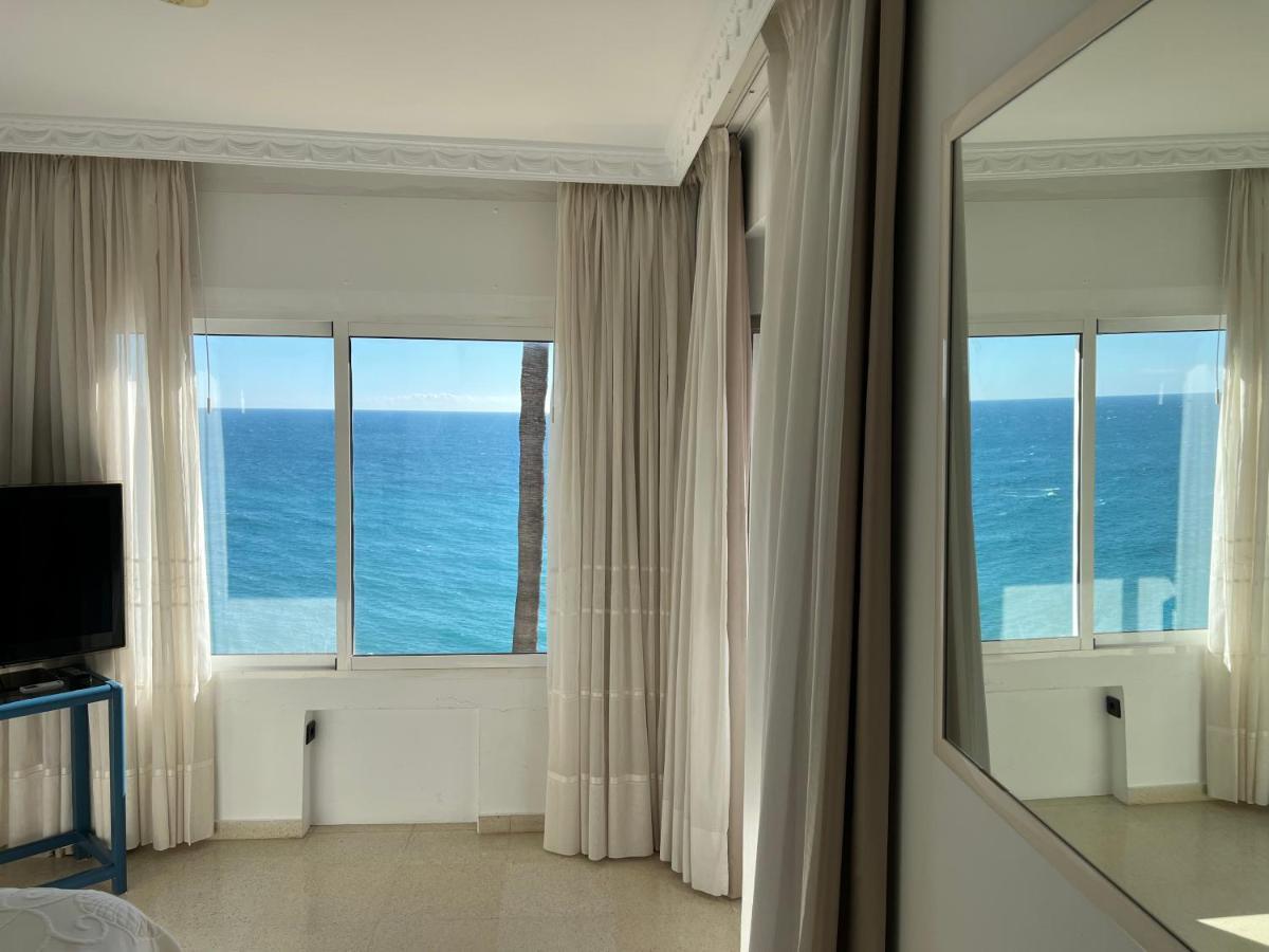 Hotel Paraiso Del Mar Nerja Kültér fotó