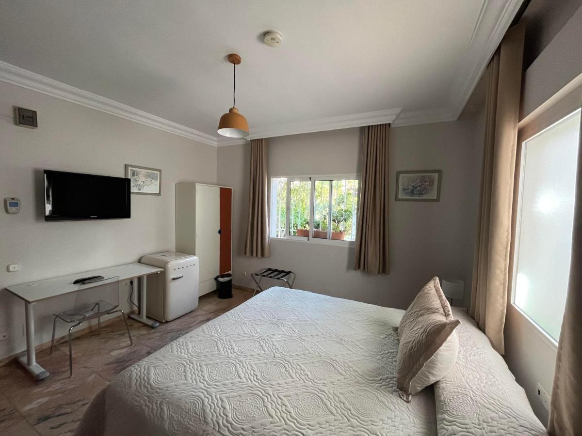 Hotel Paraiso Del Mar Nerja Kültér fotó