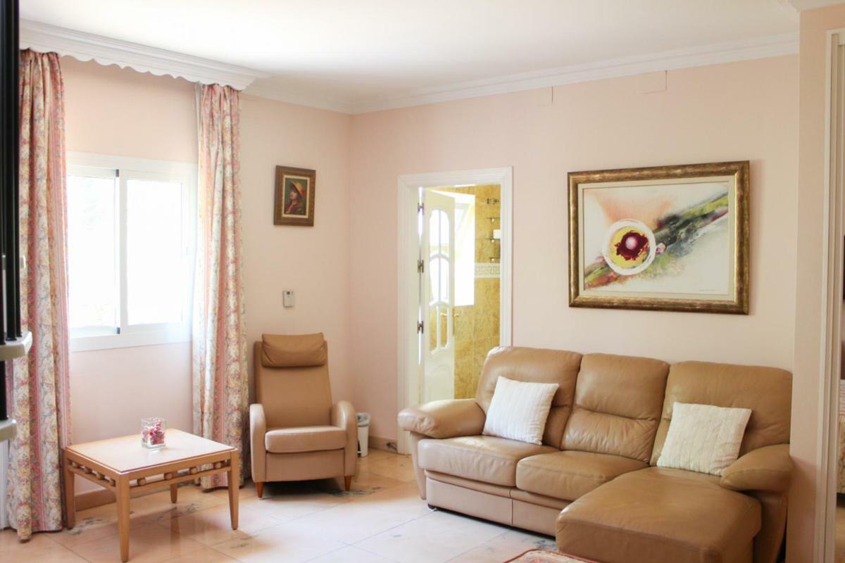 Hotel Paraiso Del Mar Nerja Kültér fotó