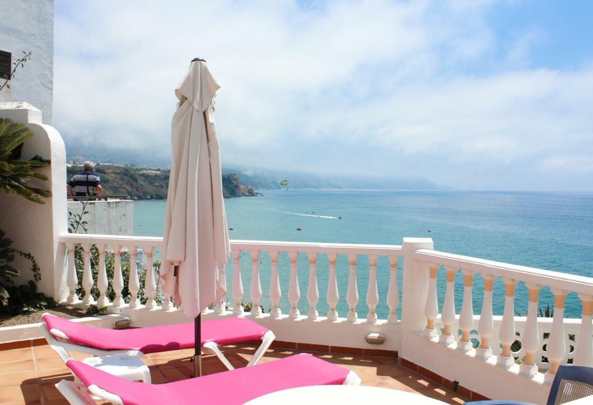 Hotel Paraiso Del Mar Nerja Kültér fotó