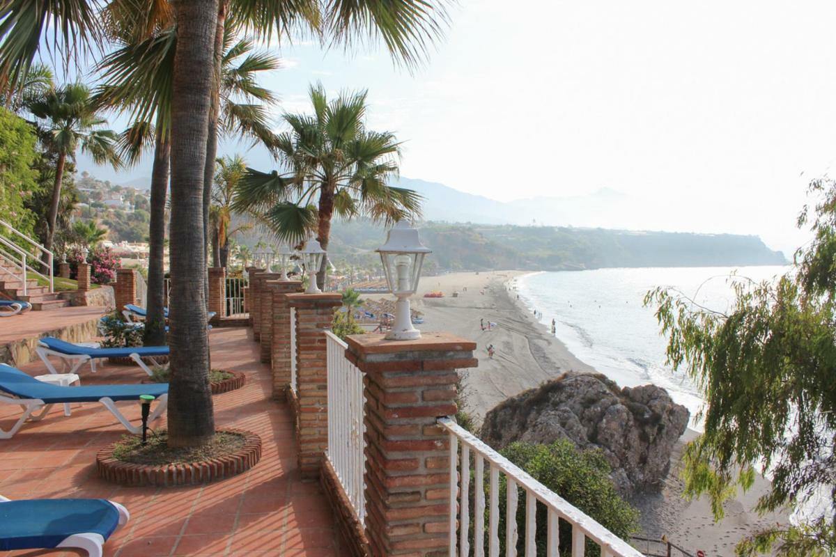 Hotel Paraiso Del Mar Nerja Kültér fotó